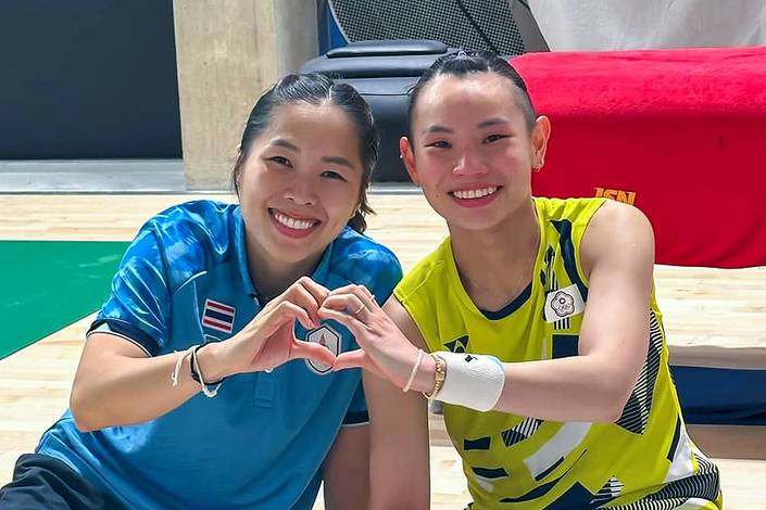 Ratchanok Intanon & Tai Tzu Ying (Dokumentasi Facebook Ratchanok Intanon) Ratchanok Intanon & Tai Tzu Ying (Dokumentasi Facebook Ratchanok Intanon)