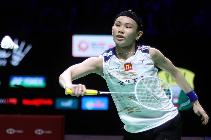Tai Tzu Ying (Djarum Badminton) Tai Tzu Ying (Djarum Badminton)