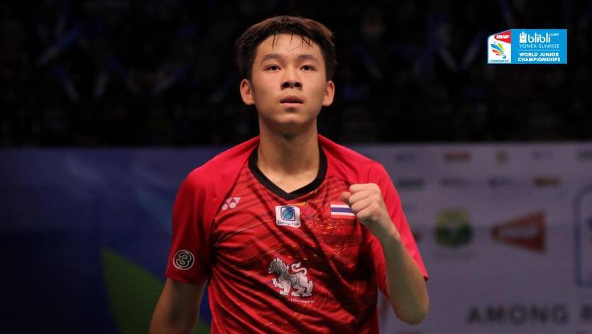 Selebrasi Kunlavut Vitidsarn (Thailand) saat mendapatkan poin Selebrasi Kunlavut Vitidsarn (Thailand) saat mendapatkan poin
