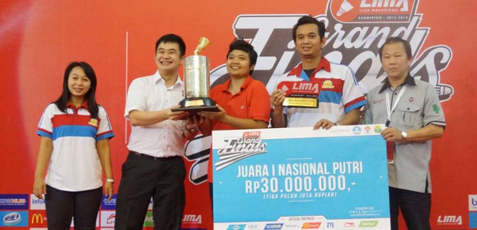 Team Putri Trisakti Juara Lima Mahasiswa Badminton 2014 Team Putri Trisakti Juara Lima Mahasiswa Badminton 2014