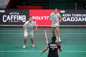 Pertandingan U19 Putri antara Polandia dan Banthongyord (Djarum Badminton/Edward Luhukay)