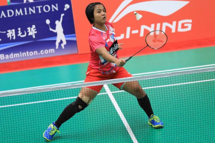 Yasnita Enggira Setiawan menghadang pengembalian. Yasnita Enggira Setiawan menghadang pengembalian.