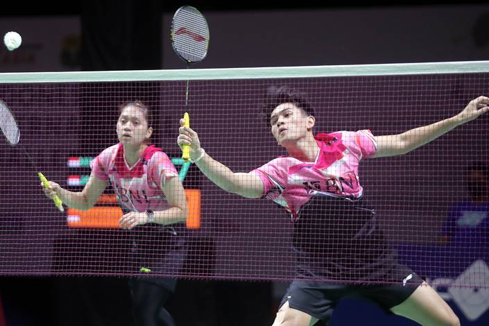 Adnan Maulana/Indah Cahya Sari Jamil (Djarum Badminton) Adnan Maulana/Indah Cahya Sari Jamil (Djarum Badminton)