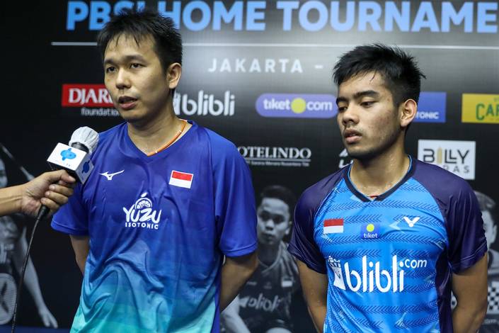 Hendra Setiawan dan Pramudya Kusumawardana Riyanto usai pertandingan. Hendra Setiawan dan Pramudya Kusumawardana Riyanto usai pertandingan.