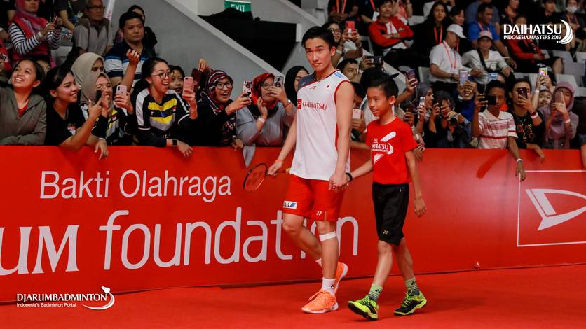 Kento Momota (Jepang) saat tampil di ajang Daihatsu Indonesia Masters 2019 BWF World Tour Super 500.