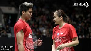 Praveen Jordan/Melati Daeva Oktavianti (Indonesia) saat berlaga di kejuaraan Daihatsu Indonesia Masters 2020 BWF World Tour Super 500.