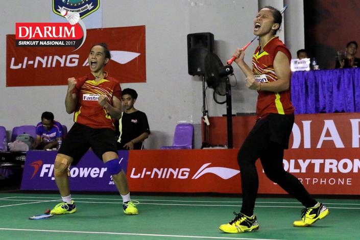 Dian Fitriani/Nadya Melati