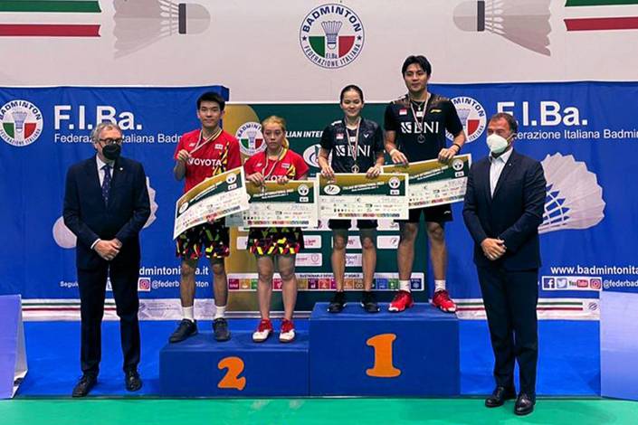 Zachariah Josiahno Sumanti/Hediana Julimarbela juara ganda campuran Italian International 2022 (Humas PP PBSI)