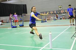 Pebulutangkis tunggal putri Indonesia, Ruselli Hartawan saat menjalani tes fisik di Pelatnas PBSI. (Foto: PP PBSI)