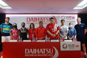 Sesi foto pada jumpa pers Indonesia Masters 2023 (Humas PP PBSI)