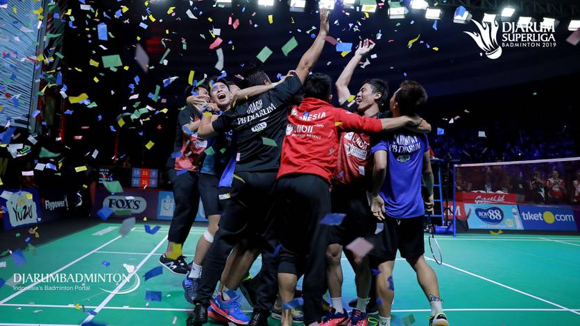 Selebrasi kemenangan PB Djarum Kudus. Selebrasi kemenangan PB Djarum Kudus.