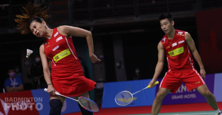Chan Peng Soon/Goh Liu Ying (Malaysia) menghindari serangan lawan. (Copyright: Badmintonphoto | Courtesy of BWF) Chan Peng Soon/Goh Liu Ying (Malaysia) menghindari serangan lawan. (Copyright: Badmintonphoto | Courtesy of BWF)