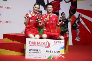 Huang Ya Qiong & Zheng Si Wei (Djarum Badminton)