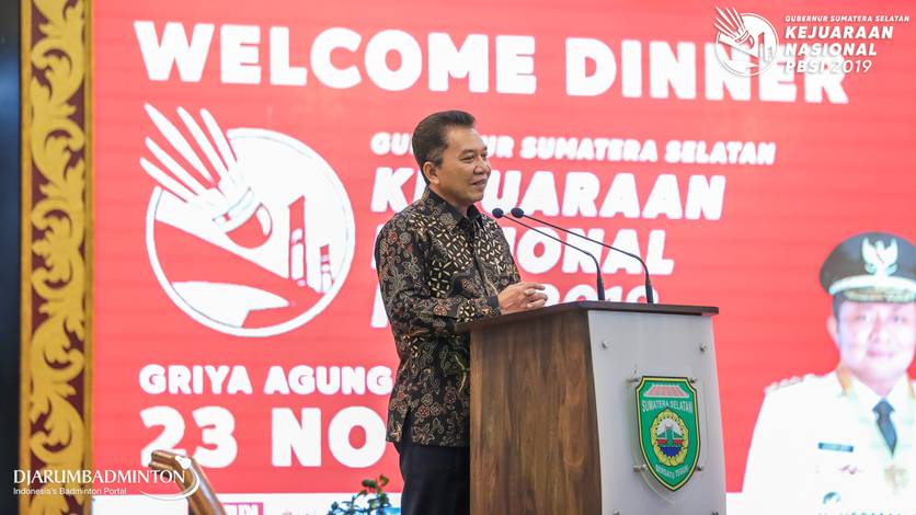 Sekretaris Jenderal PP PBSI, Achmad Budiharto saat memberikan sambutan. Sekretaris Jenderal PP PBSI, Achmad Budiharto saat memberikan sambutan.