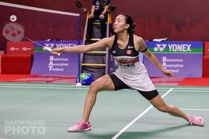 Tunggal putri Kanada nomor sepuluh dunia, Michelle Li mengembalikan shuttlecock. (Copyright: Badmintonphoto | Courtesy of BWF)