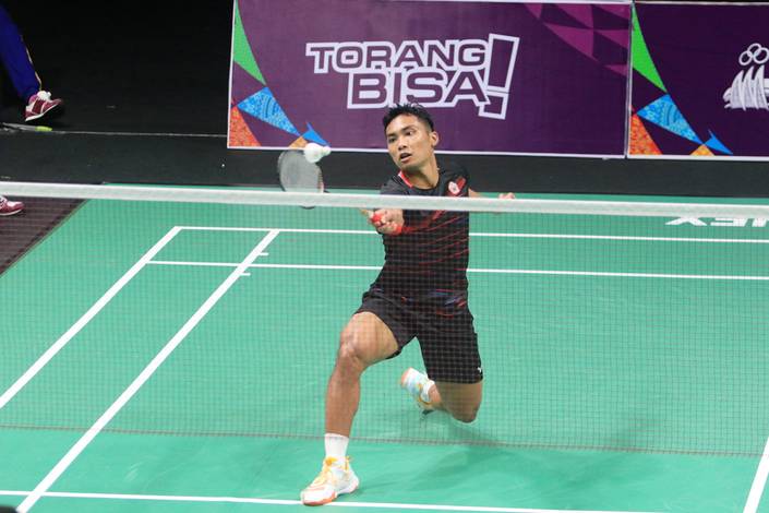 Karono (DKI Jakarta) berlaga pada partai final nomor beregu di PON Papua 2021 (PON PAPUA/Dhoni Setiawan) Karono (DKI Jakarta) berlaga pada partai final nomor beregu di PON Papua 2021 (PON PAPUA/Dhoni Setiawan)
