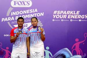 Fredy Setiawan/Khalimatus Sadiyah (Djarum Badminton)
