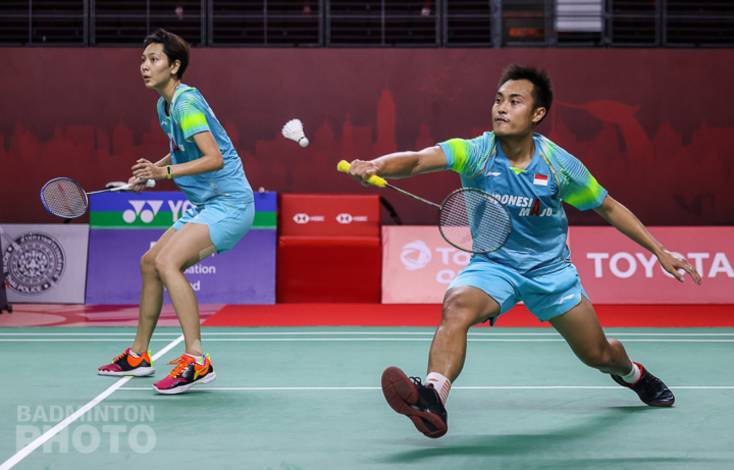 Ganda campuran Indonesia, Hafiz Faizal/Gloria Emanuelle Widjaja menyambut pengembalian. (Copyright: Badmintonphoto | Courtesy of BWF) Ganda campuran Indonesia, Hafiz Faizal/Gloria Emanuelle Widjaja menyambut pengembalian. (Copyright: Badmintonphoto | Courtesy of BWF)