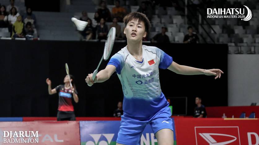 Chen Yu Fei (Tiongkok) mengembalikan shuttlecock. Chen Yu Fei (Tiongkok) mengembalikan shuttlecock.