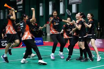 Selebrasi para pemain Granular Thailand (Djarum Badminton/Edward Luhukay) Selebrasi para pemain Granular Thailand (Djarum Badminton/Edward Luhukay)