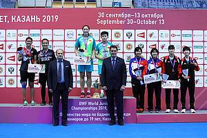 Febriana Dwipuji Kusuma/Amalia Cahya Pratiwi (Indonesia) keluar sebagai runner up World Junior Championships 2019.