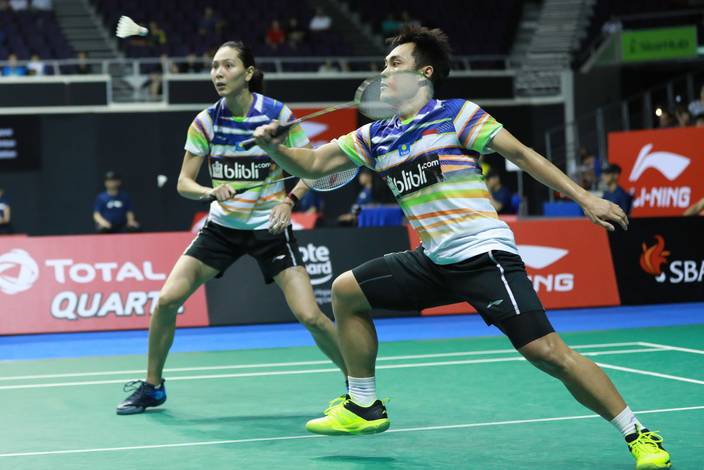 Hafiz Faisal/Gloria Emanuelle Widjaja (Indonesia) bersiap menghadang serangan. Hafiz Faisal/Gloria Emanuelle Widjaja (Indonesia) bersiap menghadang serangan.