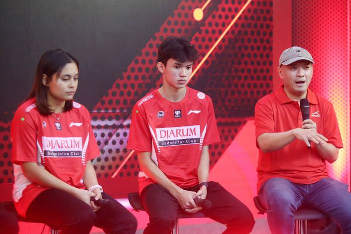 Bernadine Anindya Wardana, Richie Duta Ricardo, & Hendrawan (Djarum Badminton/Edward Luhukay) Bernadine Anindya Wardana, Richie Duta Ricardo, & Hendrawan (Djarum Badminton/Edward Luhukay)