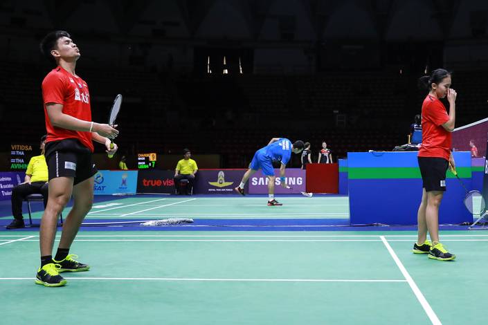 Ekspresi kekecewaan Adnan Maulana/ Mychelle Crhystine Bandaso (Indonesia). Ekspresi kekecewaan Adnan Maulana/ Mychelle Crhystine Bandaso (Indonesia).