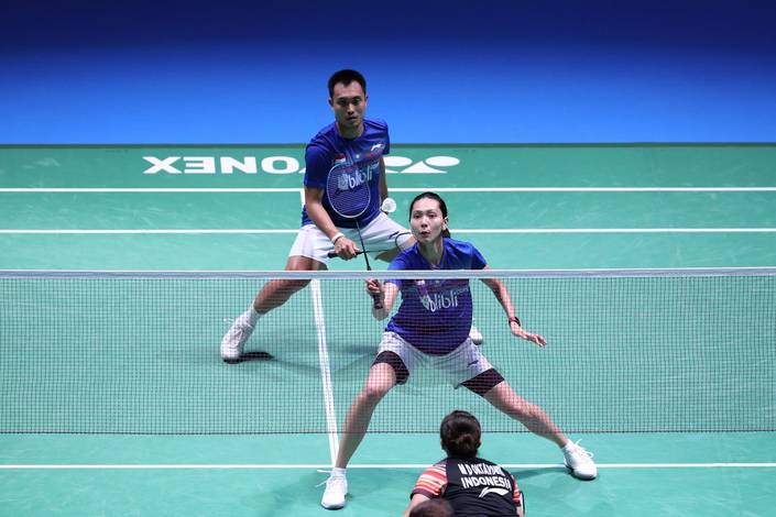 Hafiz Faizal/Gloria Emanuelle Widjaja (Indonesia) bersiap menyambar pengembalian. Hafiz Faizal/Gloria Emanuelle Widjaja (Indonesia) bersiap menyambar pengembalian.