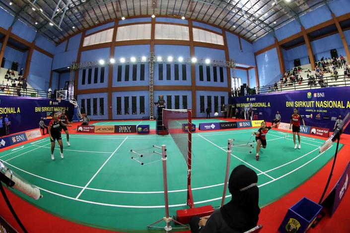 Laga final Ganda Putri Sirkuit Nasional A Jakarta antara Bernadine Anindya Wardana/Titis Maulida Rahma dan Assyifa Rizki Rahayu/Puspa Rosalia Damayanti (Djarum Badminton) Laga final Ganda Putri Sirkuit Nasional A Jakarta antara Bernadine Anindya Wardana/Titis Maulida Rahma dan Assyifa Rizki Rahayu/Puspa Rosalia Damayanti (Djarum Badminton)