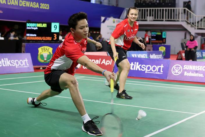 Bobby Setiabudi/Melati Daeva Oktavianti (Djarum Badminton) Bobby Setiabudi/Melati Daeva Oktavianti (Djarum Badminton)