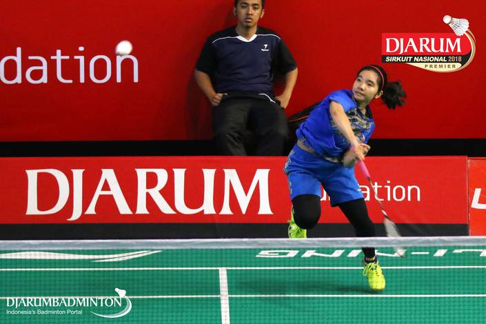 Titifany Ilahi (PB Fifa BC) melepaskan serangan. Titifany Ilahi (PB Fifa BC) melepaskan serangan.