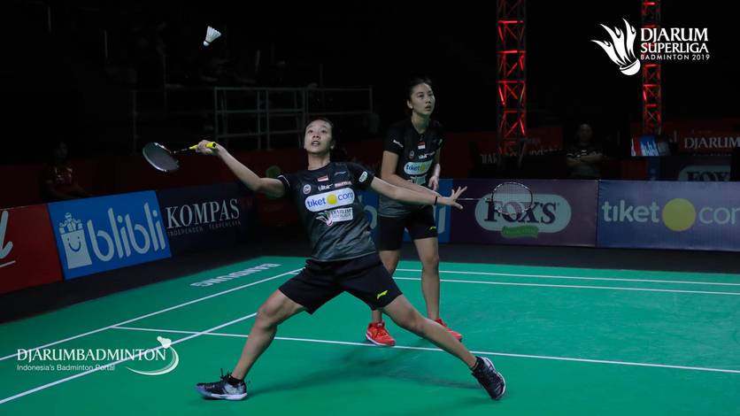 Febby Valencia Dwijayanti Gani/Metya Inayah Cindiani (Pelatnas) menyambut pengembalian. Febby Valencia Dwijayanti Gani/Metya Inayah Cindiani (Pelatnas) menyambut pengembalian.