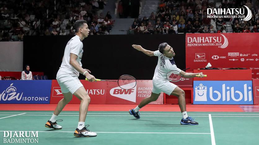 Fajar Alfian/Muhammad Rian Ardianto (Indonesia) menyambut pengembalian. Fajar Alfian/Muhammad Rian Ardianto (Indonesia) menyambut pengembalian.