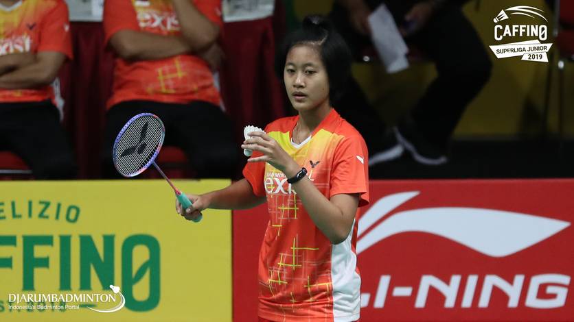 Putri Kusuma Wardani (PB Exist) bersiap melepaskan servis. Putri Kusuma Wardani (PB Exist) bersiap melepaskan servis.