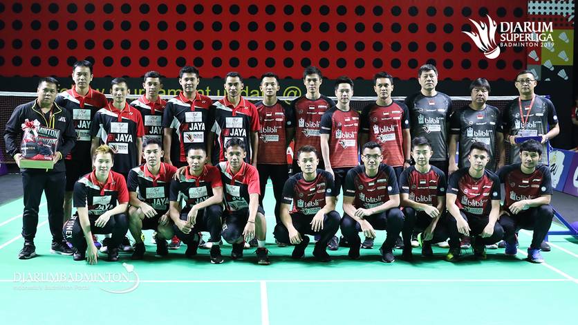 PB Jaya Raya jakarta (kiri) berfoto bersama PB Djarum Kudus. PB Jaya Raya jakarta (kiri) berfoto bersama PB Djarum Kudus.