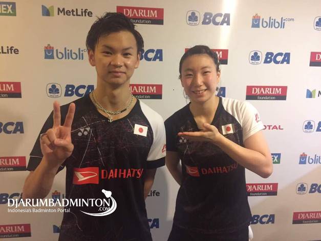 Yuta Watanabe bersama Arisa Higashino