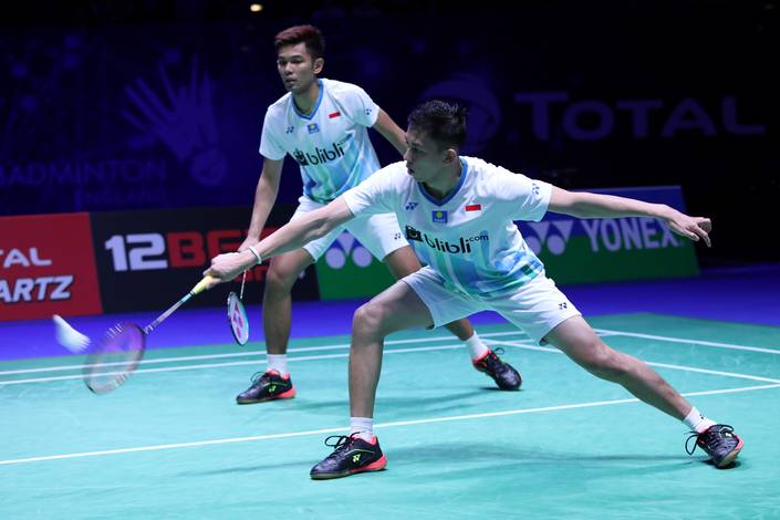Fajar Alfian/Muhammad Rian Ardianto (Indonesia) mengembalikan shuttlecock. Fajar Alfian/Muhammad Rian Ardianto (Indonesia) mengembalikan shuttlecock.