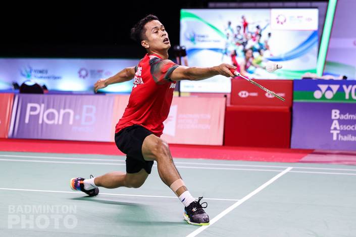 Anthony Sinisuka Ginting (Indonesia) mengambalikan shuttlecock. (Copyright: Badmintonphoto | Courtesy of BWF) Anthony Sinisuka Ginting (Indonesia) mengambalikan shuttlecock. (Copyright: Badmintonphoto | Courtesy of BWF)