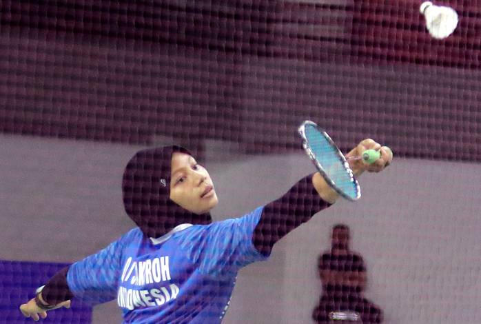 Qonitah Ikhtiar Syakuroh (Djarum Badminton) Qonitah Ikhtiar Syakuroh (Djarum Badminton)