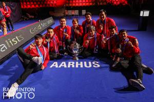 Para pemain tim Thomas Indonesia berpose bersama pelatih ganda putra Herry IP (Badminton Photo/Yohan Nonotte)