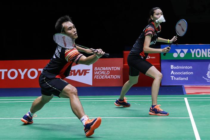 Hafiz Faizal/Gloria Emanuelle Widjaja (Indonesia) menyambut pengembalian. Hafiz Faizal/Gloria Emanuelle Widjaja (Indonesia) menyambut pengembalian.