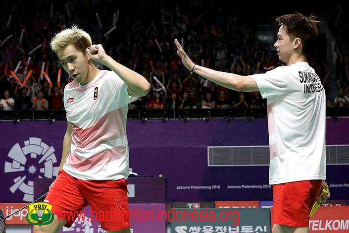 Selebrasi kemenangan Kevin Sanjaya Sukamuljo/Marcus Fernaldi Gideon. Selebrasi kemenangan Kevin Sanjaya Sukamuljo/Marcus Fernaldi Gideon.