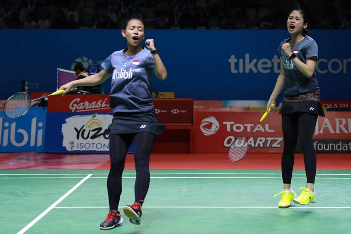Selebrasi kemenangan Rizki Amelia Pradipta/Della Destiara Haris (Indonesia). Selebrasi kemenangan Rizki Amelia Pradipta/Della Destiara Haris (Indonesia).