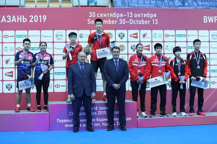 Leo Rolly Carnando/Indah Cahya Sari Jamil (Indonesia) keluar sebagai runner up World Junior Championships 2019. Leo Rolly Carnando/Indah Cahya Sari Jamil (Indonesia) keluar sebagai runner up World Junior Championships 2019.