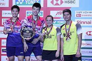 Praveen Jordan/Melati Daeva Oktavianti (kanan) keluar sebagai runner up Japan Open 2019 BWF World Tour Super 750.