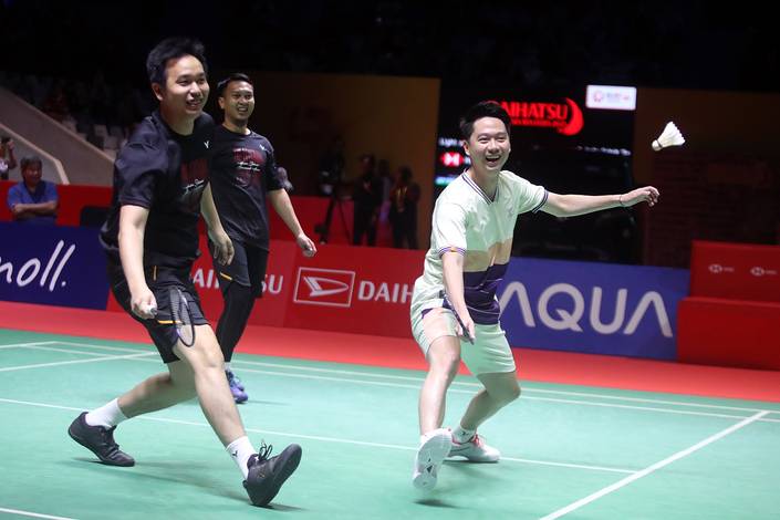 Mohammad Ahsan/Hendra Setiawan & Kevin Sanjaya Sukamuljo (Djarum Badminton/Edward Luhukay) Mohammad Ahsan/Hendra Setiawan & Kevin Sanjaya Sukamuljo (Djarum Badminton/Edward Luhukay)