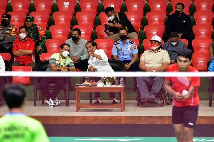 Presiden Joko Widodo, Menteri Pemuda dan Olahraga Zainudin Amali, dan Ketua NPC Indonesia Senny Marbun (InfoPublik.id/Amiri Yandi) Presiden Joko Widodo, Menteri Pemuda dan Olahraga Zainudin Amali, dan Ketua NPC Indonesia Senny Marbun (InfoPublik.id/Amiri Yandi)