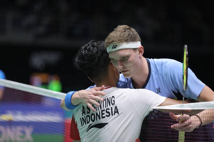 Anthony Sinisuka Ginting & Viktor Axelsen (Humas PP PBSI) Anthony Sinisuka Ginting & Viktor Axelsen (Humas PP PBSI)
