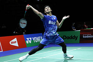 Jonatan Christie (Indonesia) menyambut pengembalian.